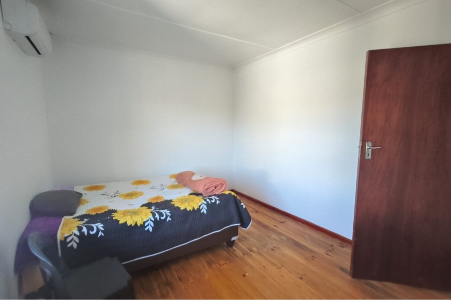 To Let 3 Bedroom Property for Rent in Beacon Bay Eastern Cape